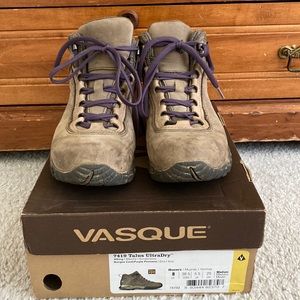 Vasque 7419 Talus UltraDry Hiking Boot